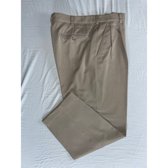 IZOD Pleated Microfiber Chino Dress Pants, Slacks. Brown, Men's 36X30.5. EUC!! - Picture 2 of 9